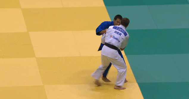 GIFs from the 2013 judo world championships in Rio Oates-ashi-waza