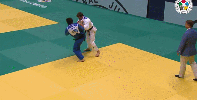 GIFs from the 2013 judo world championships in Rio Ono-vs-van-tichelt