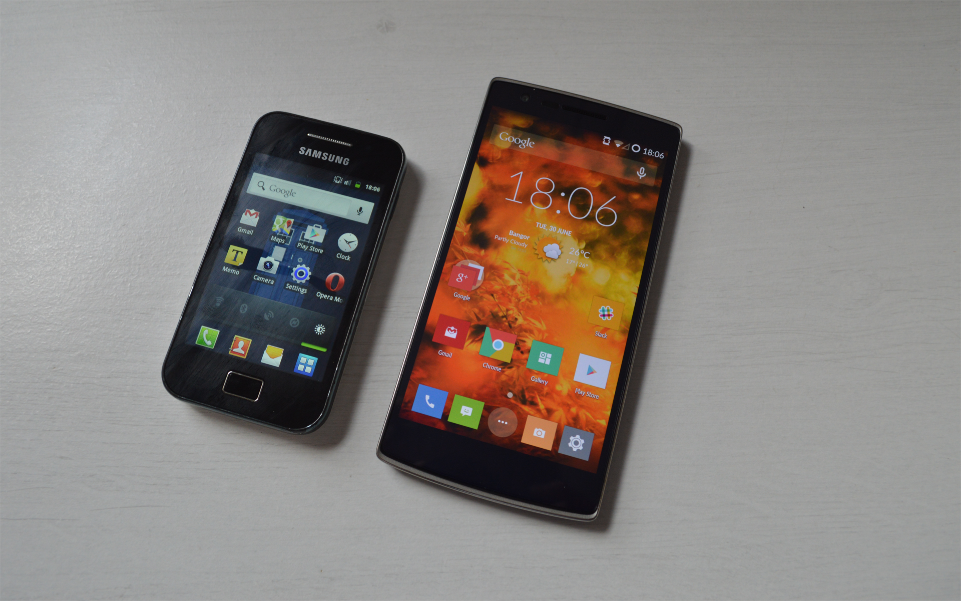 [Image: oneplus-one-v-samsung-galaxy-ace.png]